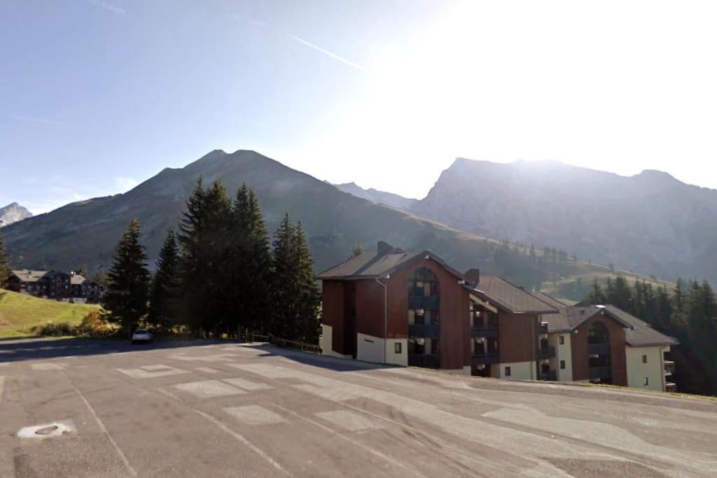 Appartement La Clusaz Avec Terrasse Sur Les Pistes De Ski Манигод Екстериор снимка