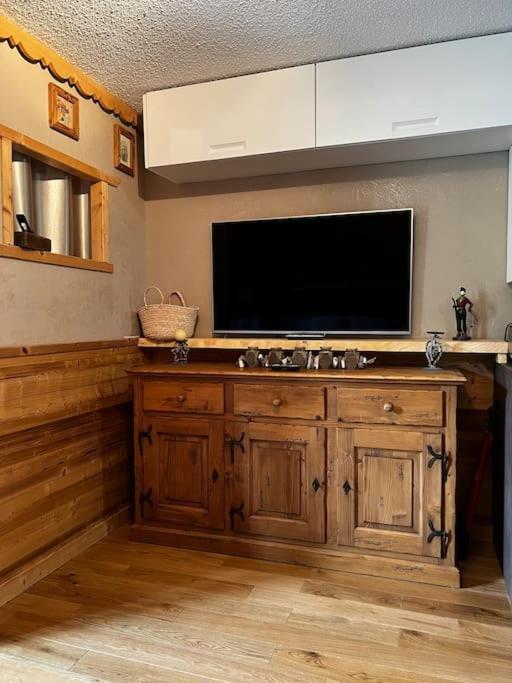 Appartement La Clusaz Avec Terrasse Sur Les Pistes De Ski Манигод Екстериор снимка