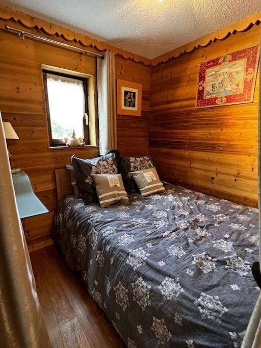 Appartement La Clusaz Avec Terrasse Sur Les Pistes De Ski Манигод Екстериор снимка