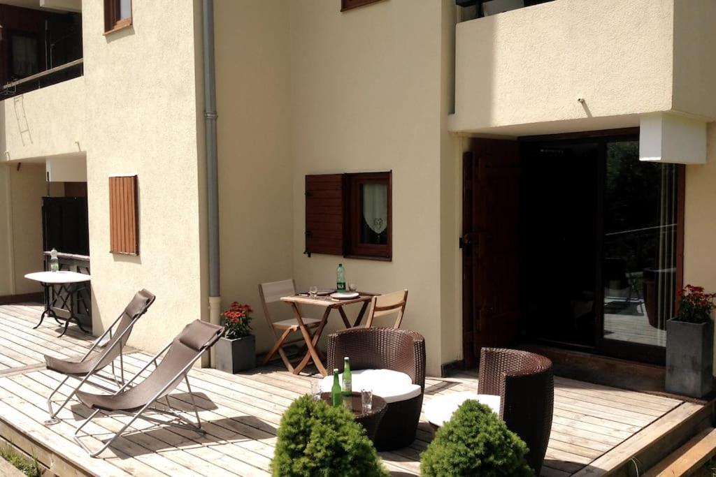 Appartement La Clusaz Avec Terrasse Sur Les Pistes De Ski Манигод Екстериор снимка